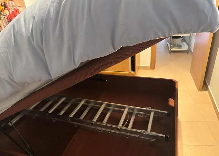 Charming Flat Near Sta Apolónia Station